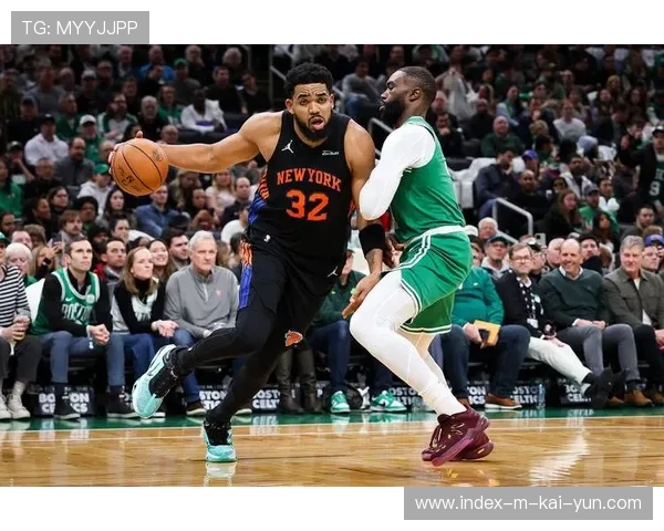 尼克斯六连胜冲至东部第二 布朗带队能力获管理层认可 尼克斯六连胜冲至东部第二 布朗带队能力获管理层认可